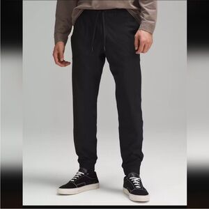 LULULEMON ABC Jogger in Black M New